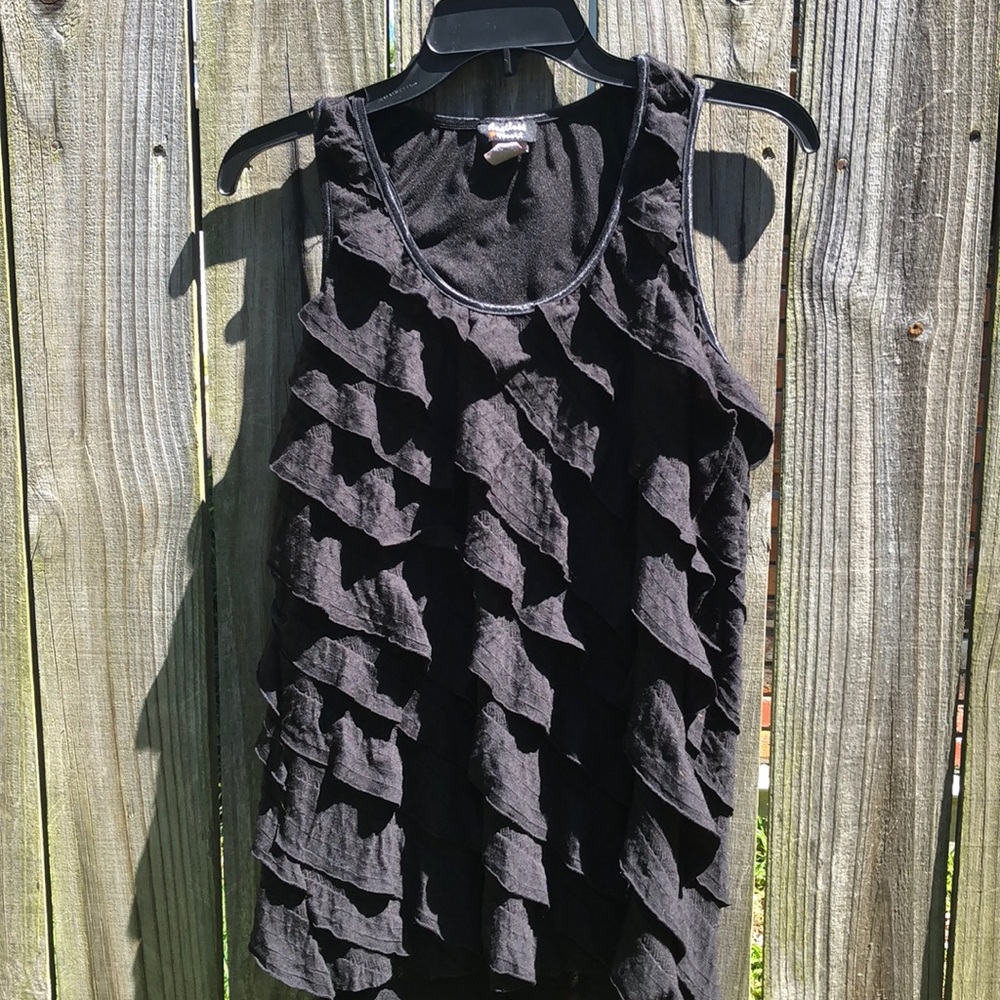 Black ruffled tank top